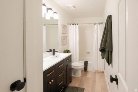 1012 W 2525 N Layton UT 84041