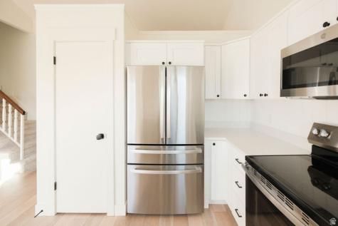 1012 W 2525 N Layton UT 84041