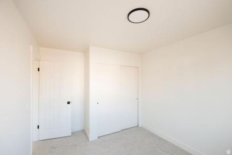 1012 W 2525 N Layton UT 84041