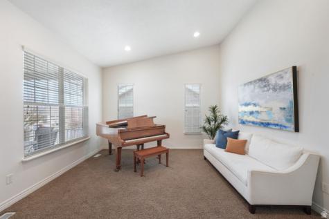 141 E Cottage Cove Saratoga Springs UT 84045