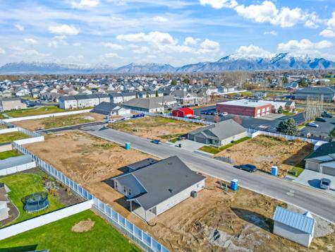 339 N 3250 W West Point UT 84015