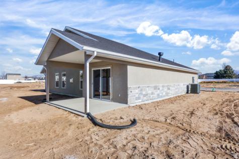 339 N 3250 W West Point UT 84015