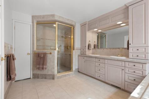 2931 E Robidoux Road S Sandy UT 84093