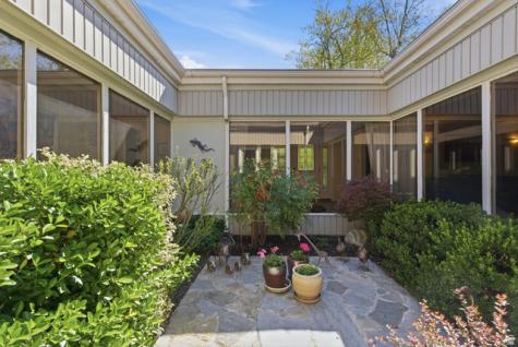 2931 E Robidoux Road S Sandy UT 84093