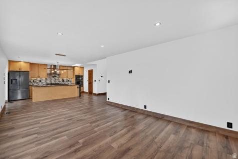 821 E Springview Drive S Millcreek UT 84106