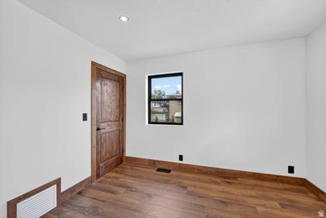821 E Springview Drive S Millcreek UT 84106