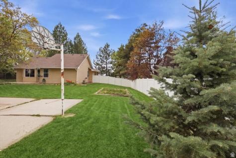 160 N 100 E Hyde Park UT 84318