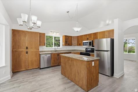 160 N 100 E Hyde Park UT 84318