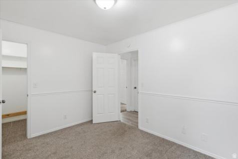 160 N 100 E Hyde Park UT 84318