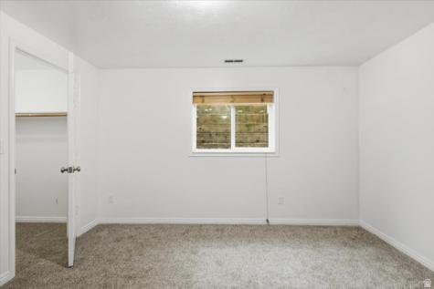 160 N 100 E Hyde Park UT 84318