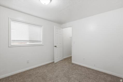 160 N 100 E Hyde Park UT 84318