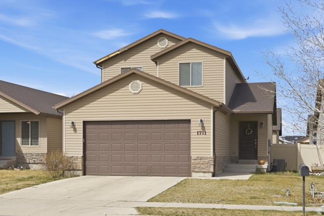 1711 E Shadow Drive Eagle Mountain UT 84005