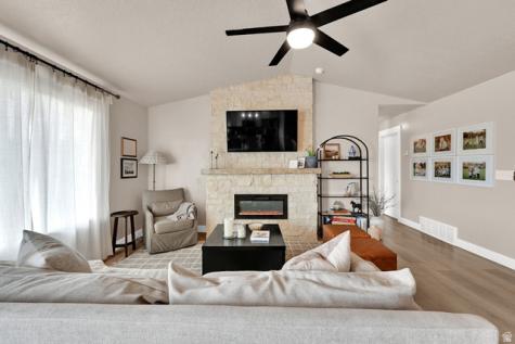 2681 E Clarkstone Drive Eagle Mountain UT 84005