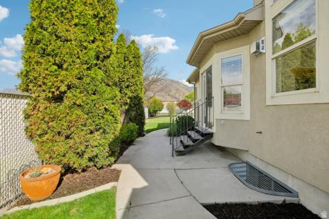 699 E Carlquist Drive S Draper UT 84020