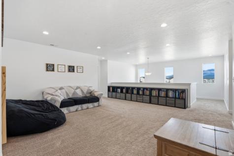 1208 E Coachline Way N Eagle Mountain UT 84005