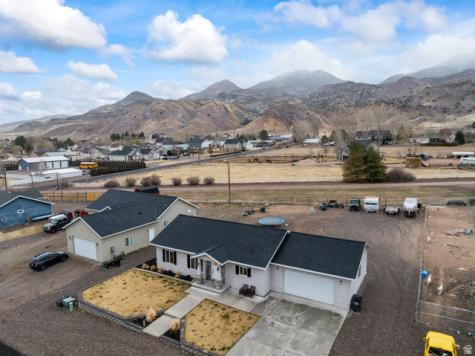 847 S 300 E Monroe UT 84754
