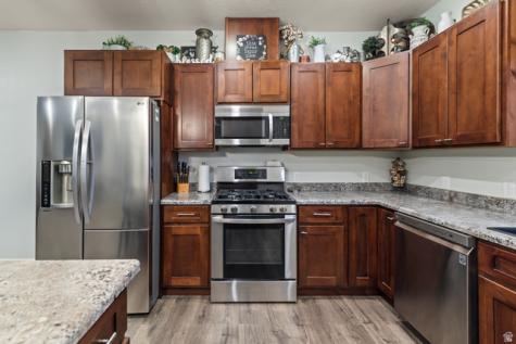847 S 300 E Monroe UT 84754