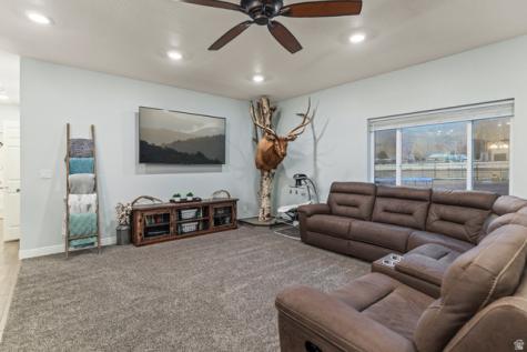847 S 300 E Monroe UT 84754