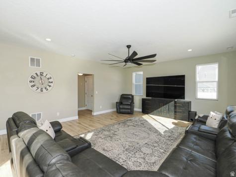 5408 N Yeager Lane E Eagle Mountain UT 84005