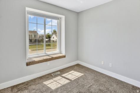 5467 S 4125 W Roy UT 84067