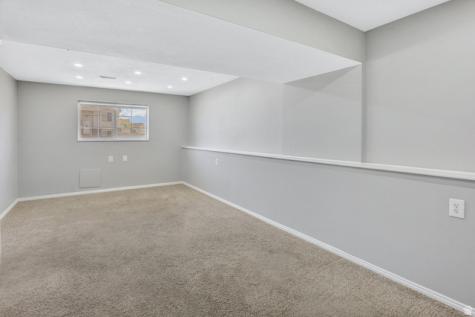 5467 S 4125 W Roy UT 84067