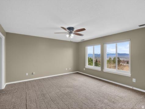 355 N 1100 E Hyde Park UT 84318