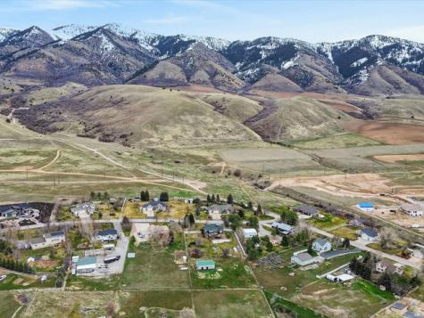 355 N 1100 E Hyde Park UT 84318