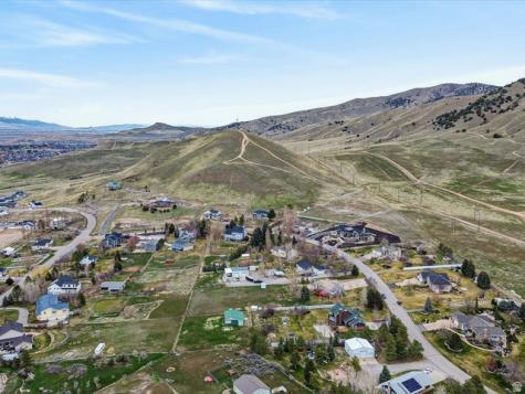 355 N 1100 E Hyde Park UT 84318
