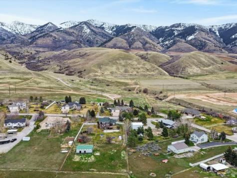 355 N 1100 E Hyde Park UT 84318