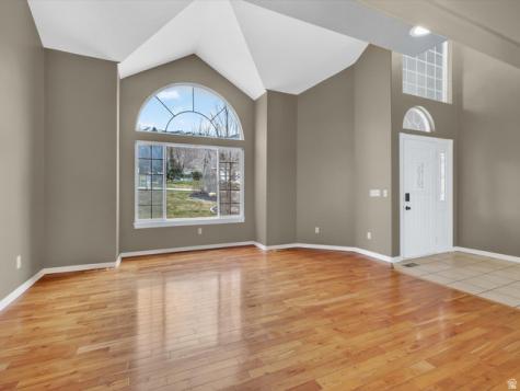 355 N 1100 E Hyde Park UT 84318