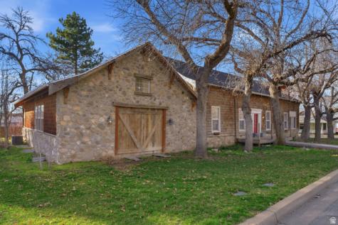 16 S 200 E Centerville UT 84014
