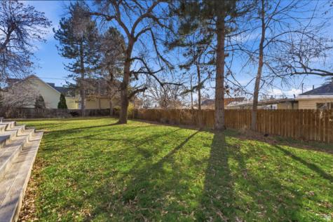 16 S 200 E Centerville UT 84014