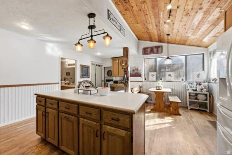 16 S 200 E Centerville UT 84014