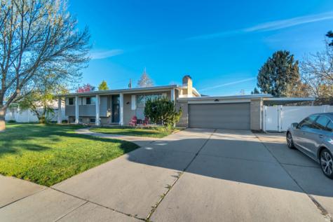 1697 E Bunkerhill Road E Holladay UT 84117