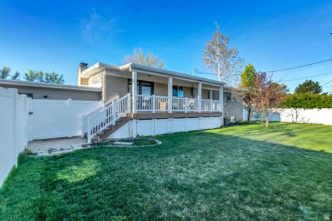 1697 E Bunkerhill Road E Holladay UT 84117