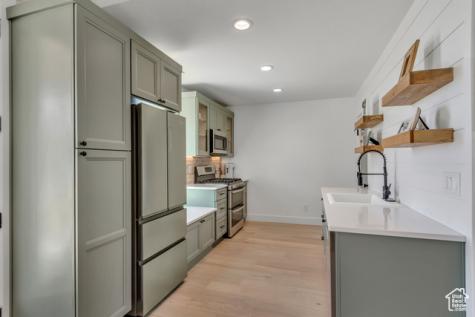 481 E 3675 N North Ogden UT 84414