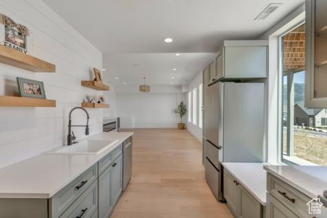 481 E 3675 N North Ogden UT 84414