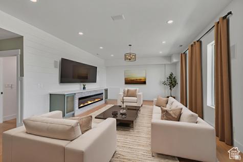 481 E 3675 N North Ogden UT 84414