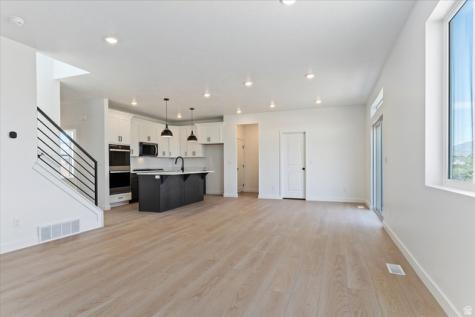162 N Mia Cove Saratoga Springs UT 84045