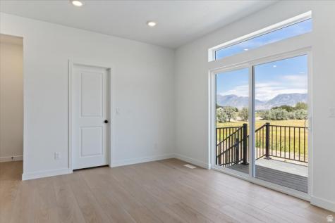 162 N Mia Cove Saratoga Springs UT 84045