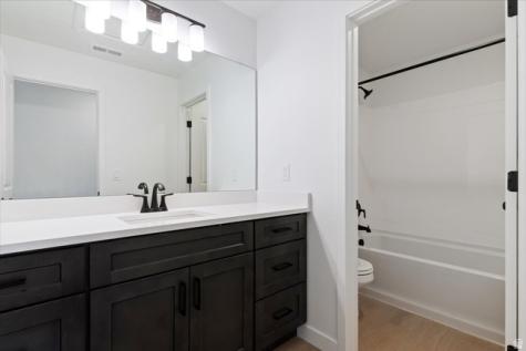 162 N Mia Cove Saratoga Springs UT 84045