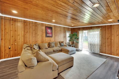993 Rancho Boulevard Ogden UT 84404