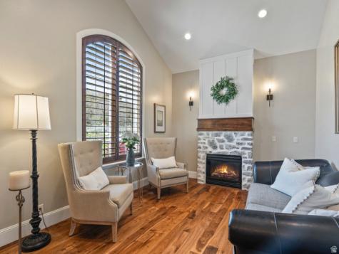 1503 E Meadow Bluff Lane S Draper UT 84020