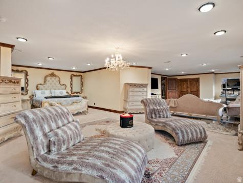 5758 S Wasatch Boulevard Holladay UT 84121