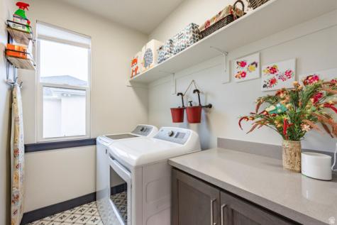 594 E Spruce Glen Road Murray UT 84107