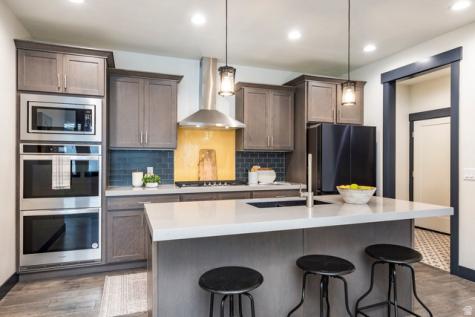 594 E Spruce Glen Road Murray UT 84107