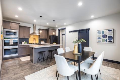 594 E Spruce Glen Road Murray UT 84107