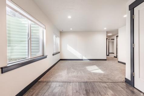 594 E Spruce Glen Road Murray UT 84107