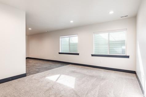 594 E Spruce Glen Road Murray UT 84107