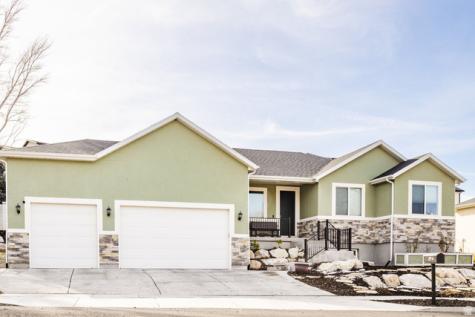 594 E Spruce Glen Road Murray UT 84107